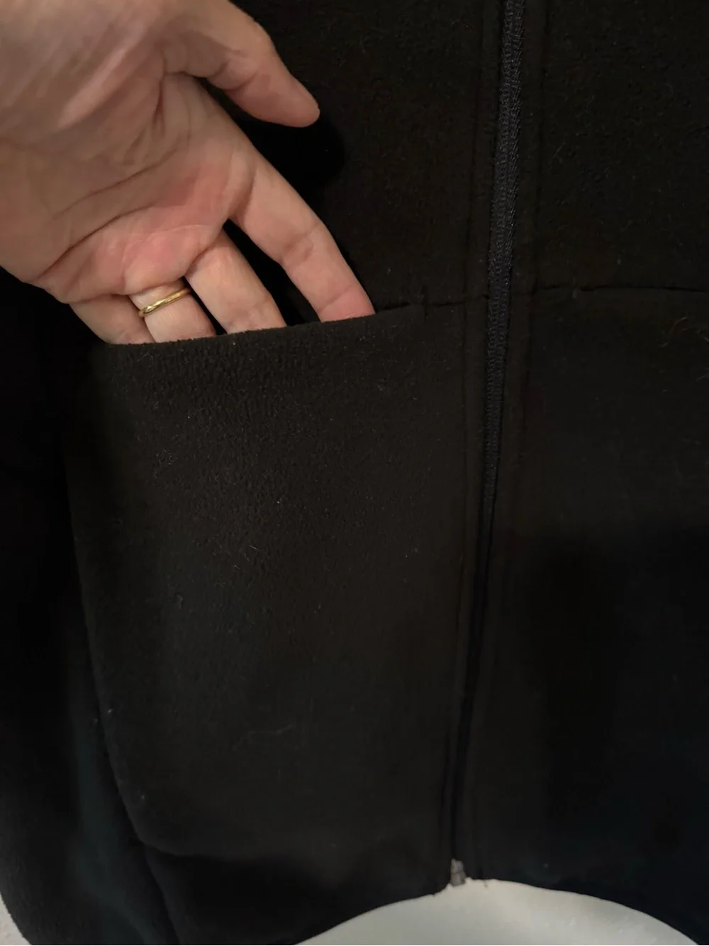Figs On-Shift Fleece Jacket Black Full Zipper Primaloft Slim Fit Clinic X-Small